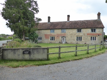 Old farmhouse at Middlemarsh. 